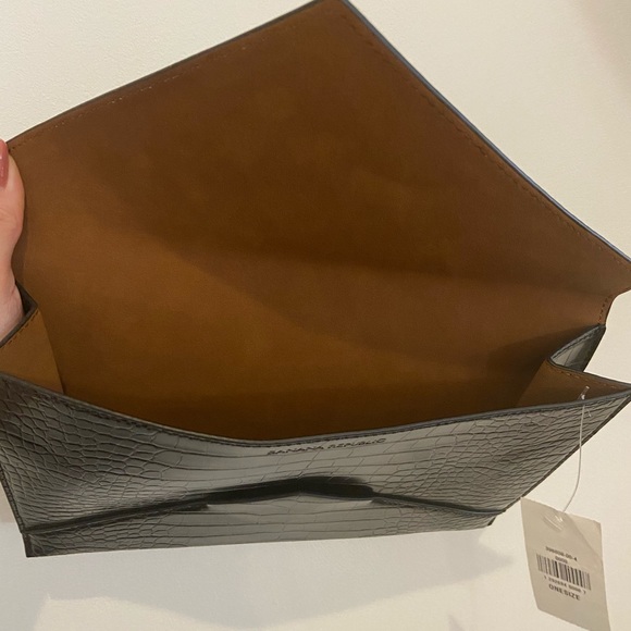 Black clutch - Picture 2 of 3